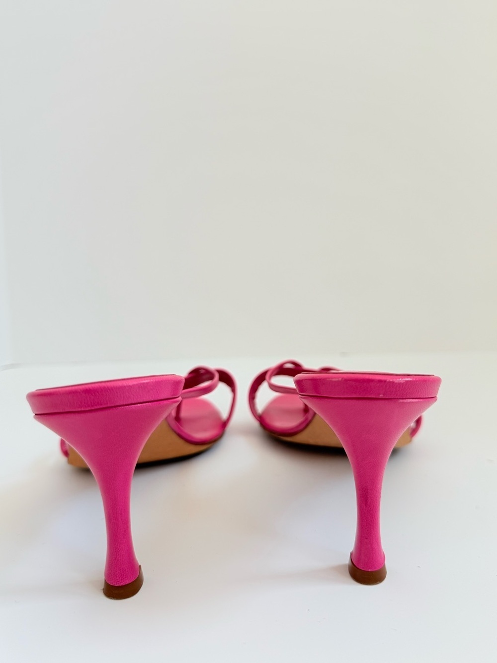 Rare Manolo Blahnik Hot Pink Strappy Thong Mule Sandals Kitten Heel EU 37.5 Y2K - Picture 9 of 12